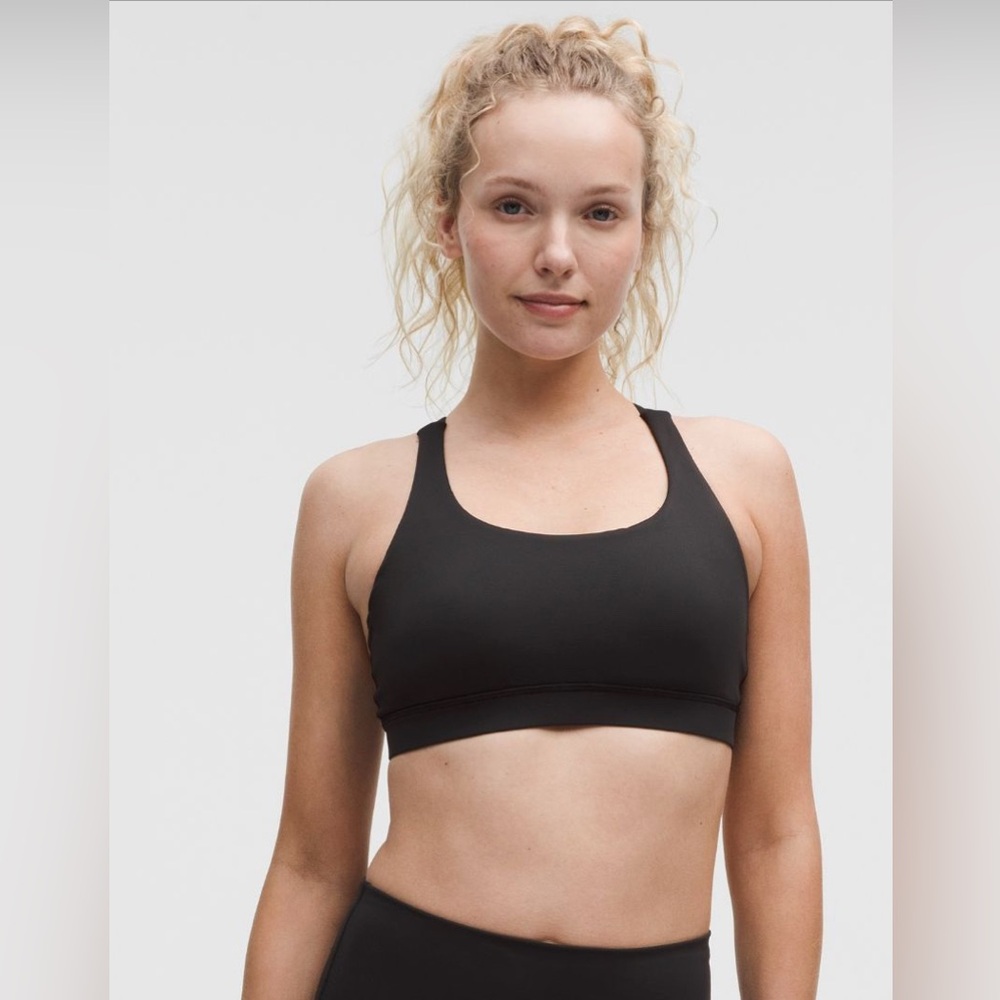 Lululemon size 6 Black Sports Bra